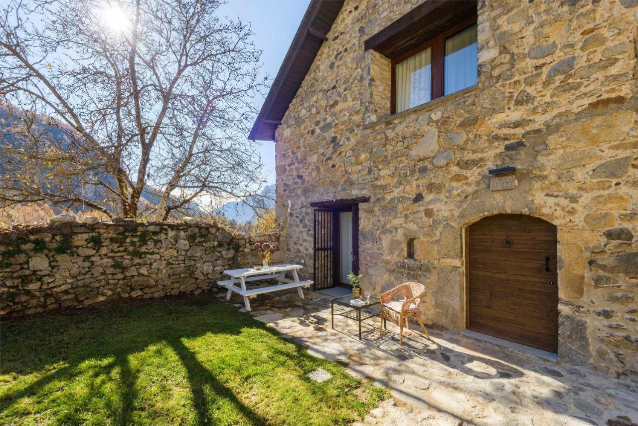 Villa La Borda del Pueyo borda rural en el pirineo aragonés El Pueyo de Jaca Esterno foto